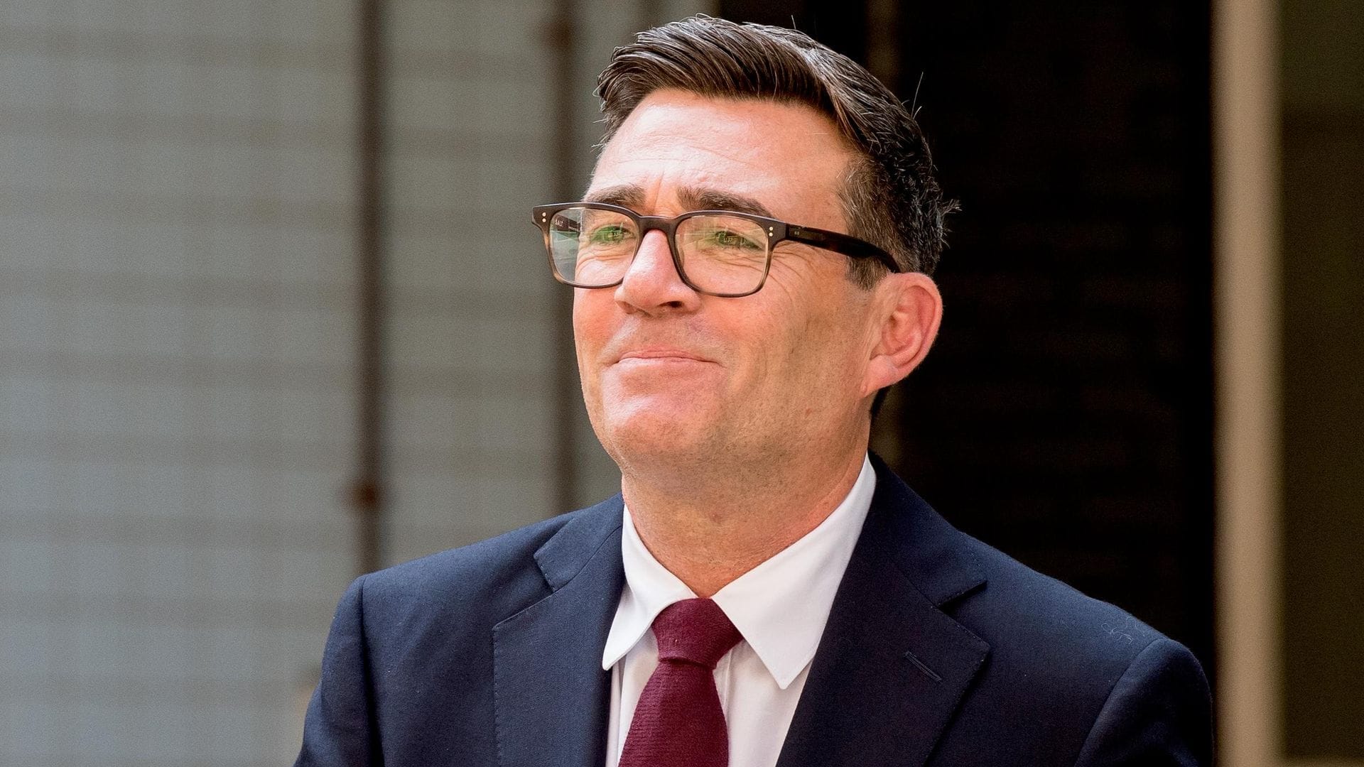 İngiltere’nin Yeni Lideri: Andy Burnham Kimdir?