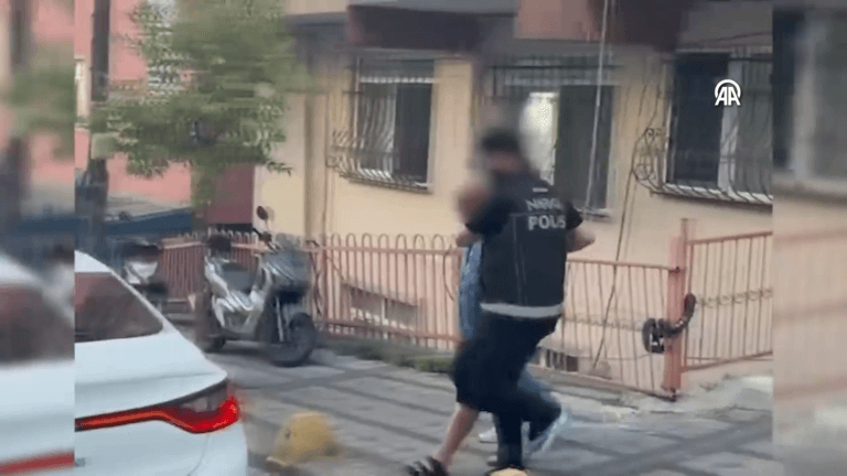 Uluslararası Aranan Şüpheli İstanbul’da Yakalandı