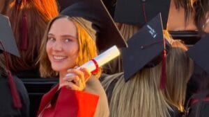 Alina Boz Bilgi Üniversitesi’nden Mezun Oldu
