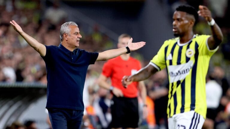 Fenerbahçe Yabancı Kuralı Değişikliği İçin TFF’ye Başvuruyor