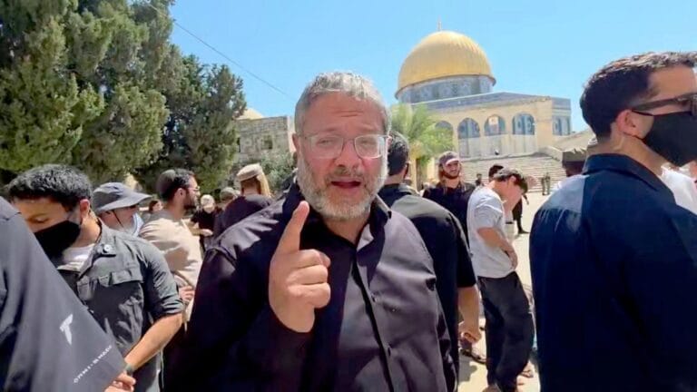 İsrail’de Yeni Gerginlik: Ulusal Güvenlik Bakanı Mescid-i Aksa’ya Girdi