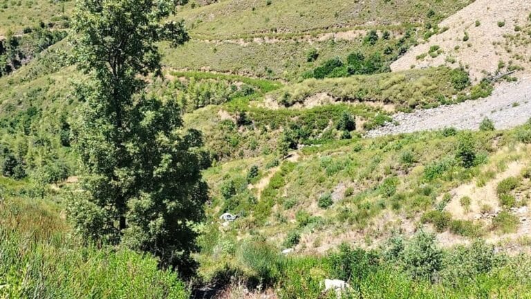 Manavgat’ta Uçuruma Yuvarlanan Otomobilde 5 Kişi Vefat Etti