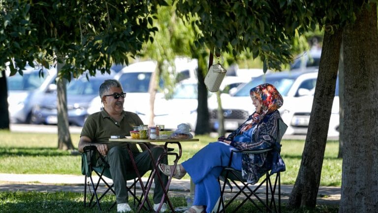 Hava sıcaklığının 10 derece artacağı uyarısı