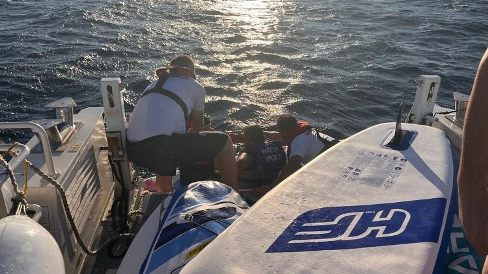 Denizde Sürüklenen 46 SUP Sporcusu Sahil Güvenlik Tarafından Kurtarıldı