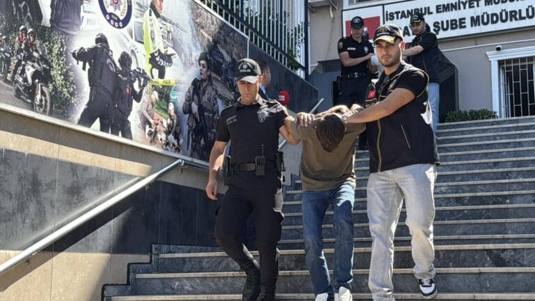 Düğün Fotoğrafçısının Cansız Bedeni Ormanda Bulundu: Öldürülme Nedeni Şoke Etti