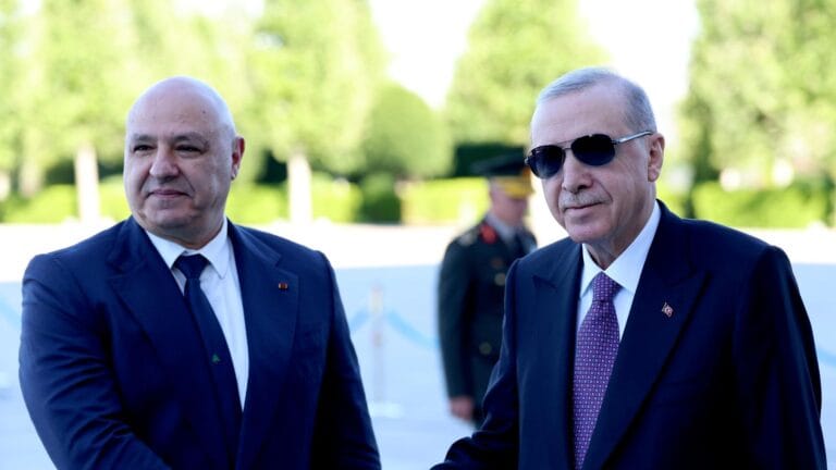 Cumhurbaşkanı Erdoğan, Lübnan Cumhurbaşkanı Avn ile Görüştü
