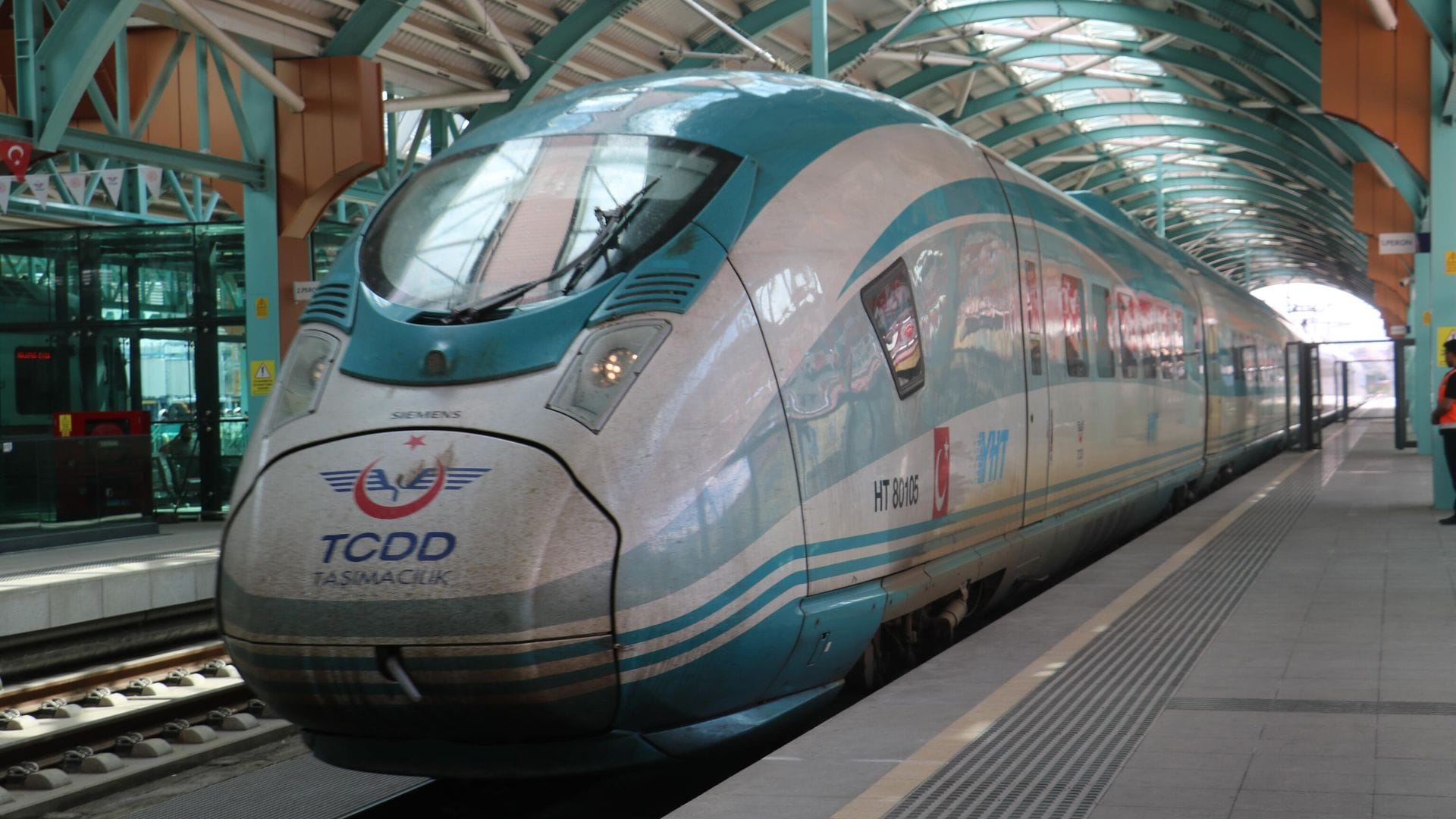 Yüksek Hızlı Tren Bilet Fiyatlarına Zam Geldi
