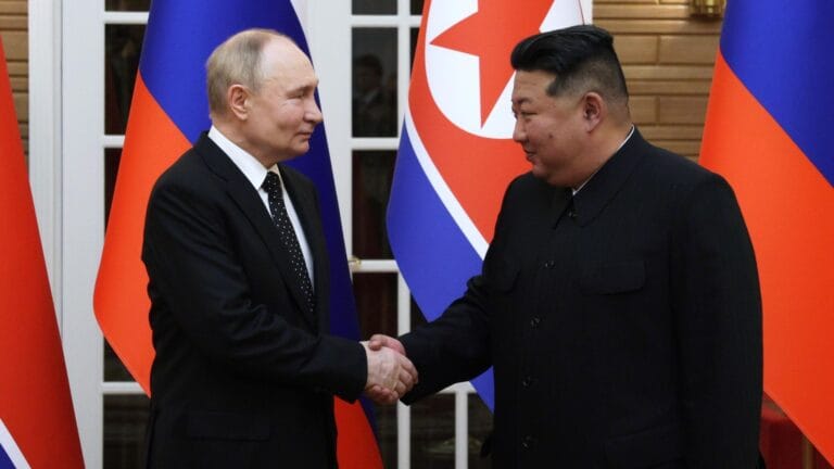 Putin, Kim Jong-un’a Kurtuluş Günü Mesajı Yolladı
