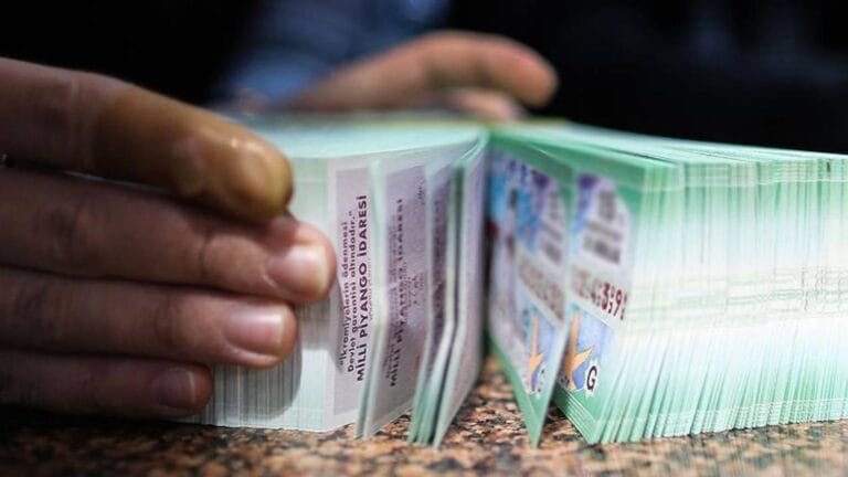 Şanslı Piyango Kazananı: 1 Milyon Euroluk Bilet Çöpten Çıkarıldı