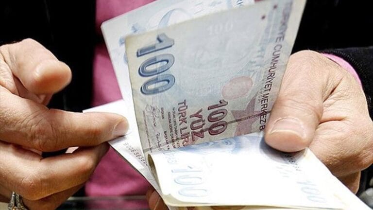 Emekli Maaşlarına Yeni Zam Hesapları Başladı: 3 Farklı Senaryo Masada