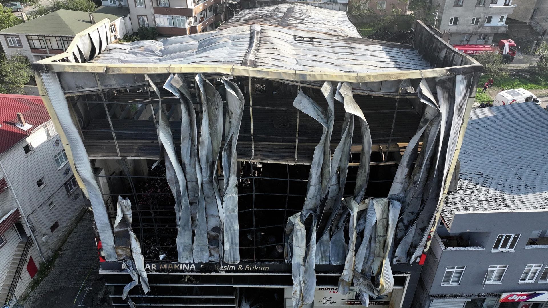 Kocaeli Kozmetik Fabrikası Yangını: 7 Sanık Hakkında Dava Açıldı