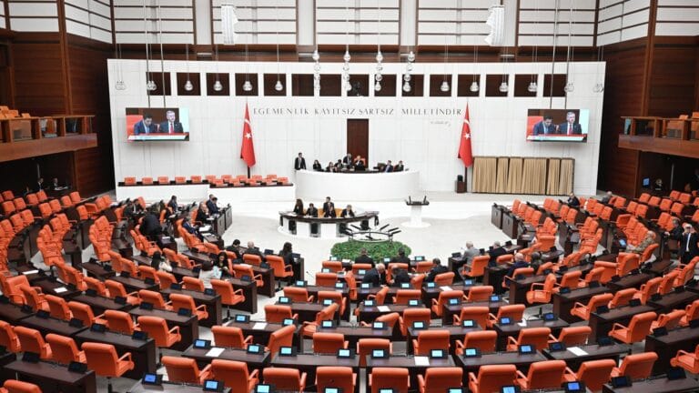 Terörsüz Türkiye Yolunda Önemli Adım: Çerçeve Yasa Meclis’e Sunuldu