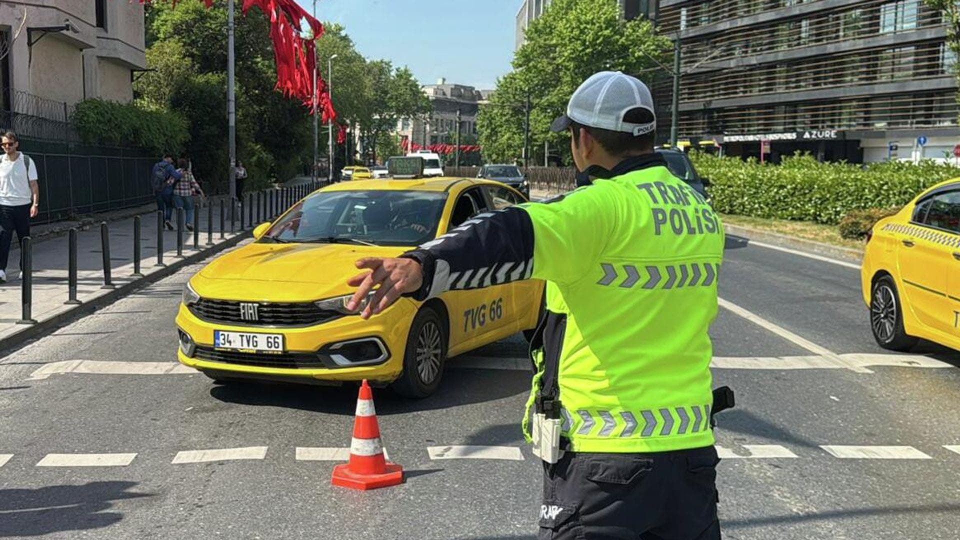İstanbul’da Yarın Trafik Kapanıyor: Alternatif Güzergahlar İstanbul’da Yarın Trafik Kapanıyor: Alternatif Güzergahlar