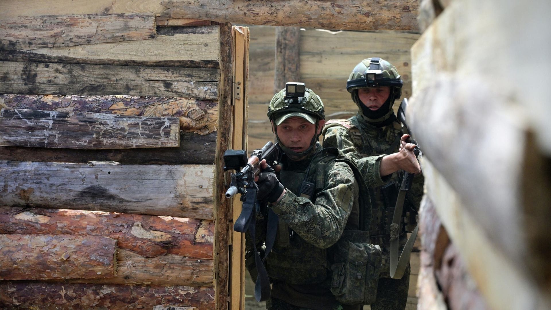 Russia Expands Control in Kharkiv Region: Over 1,000 Ukrainian Drones Intercepted