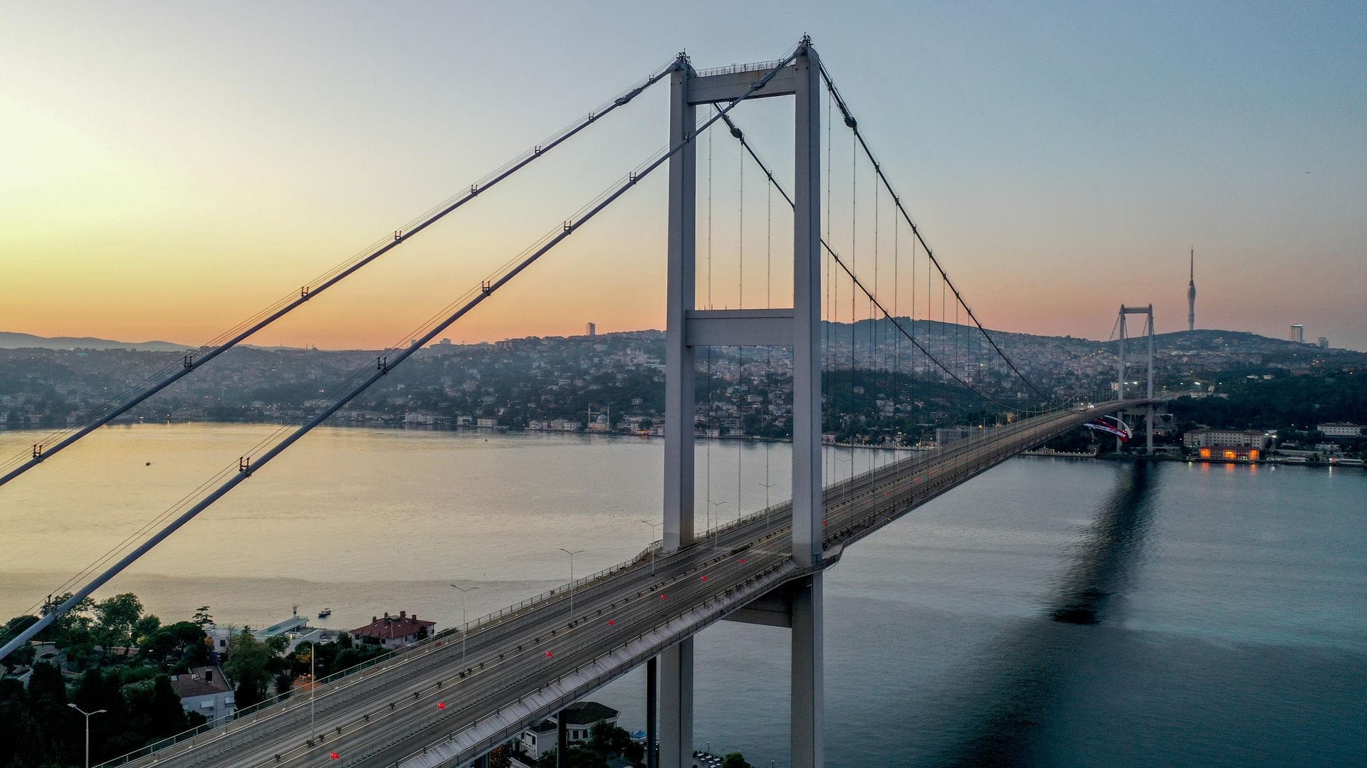 15 Temmuz Şehitler Köprüsü’nde Belgesel Çekimi Nedeniyle Trafik Düzenlemesi