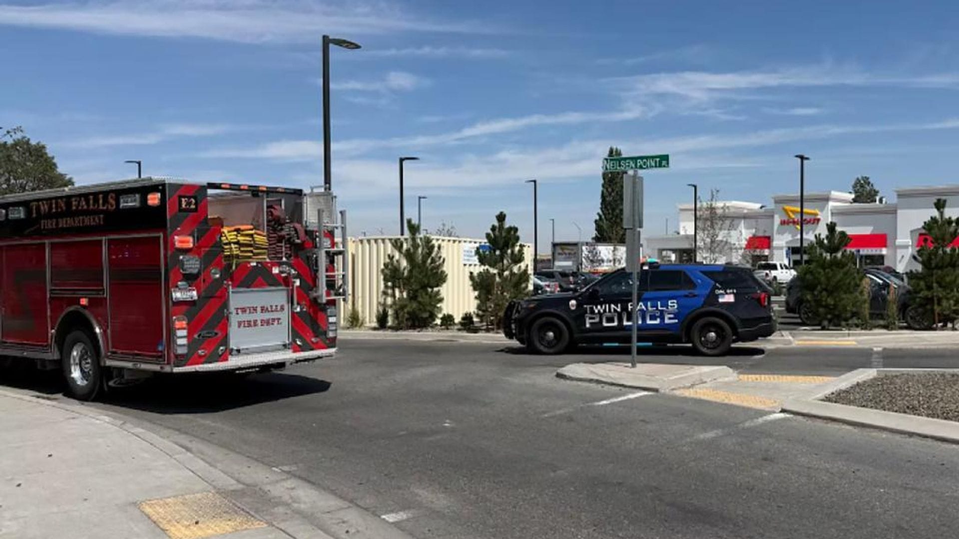 US Restaurant Shooting Leaves at Least 3 Dead, 2 Injured