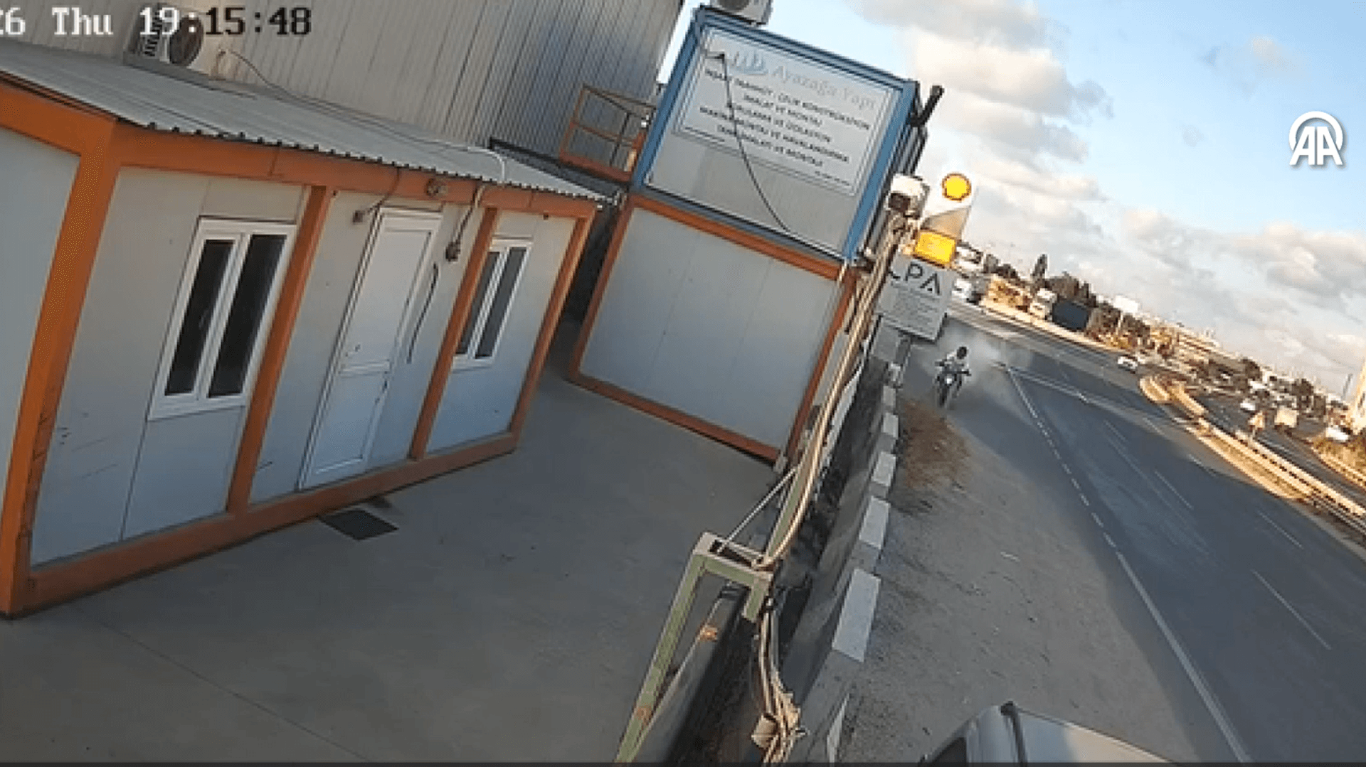 Motosikleti bir gün önce almıştı, park halindeki araca çarparak yaşamını yitirdi