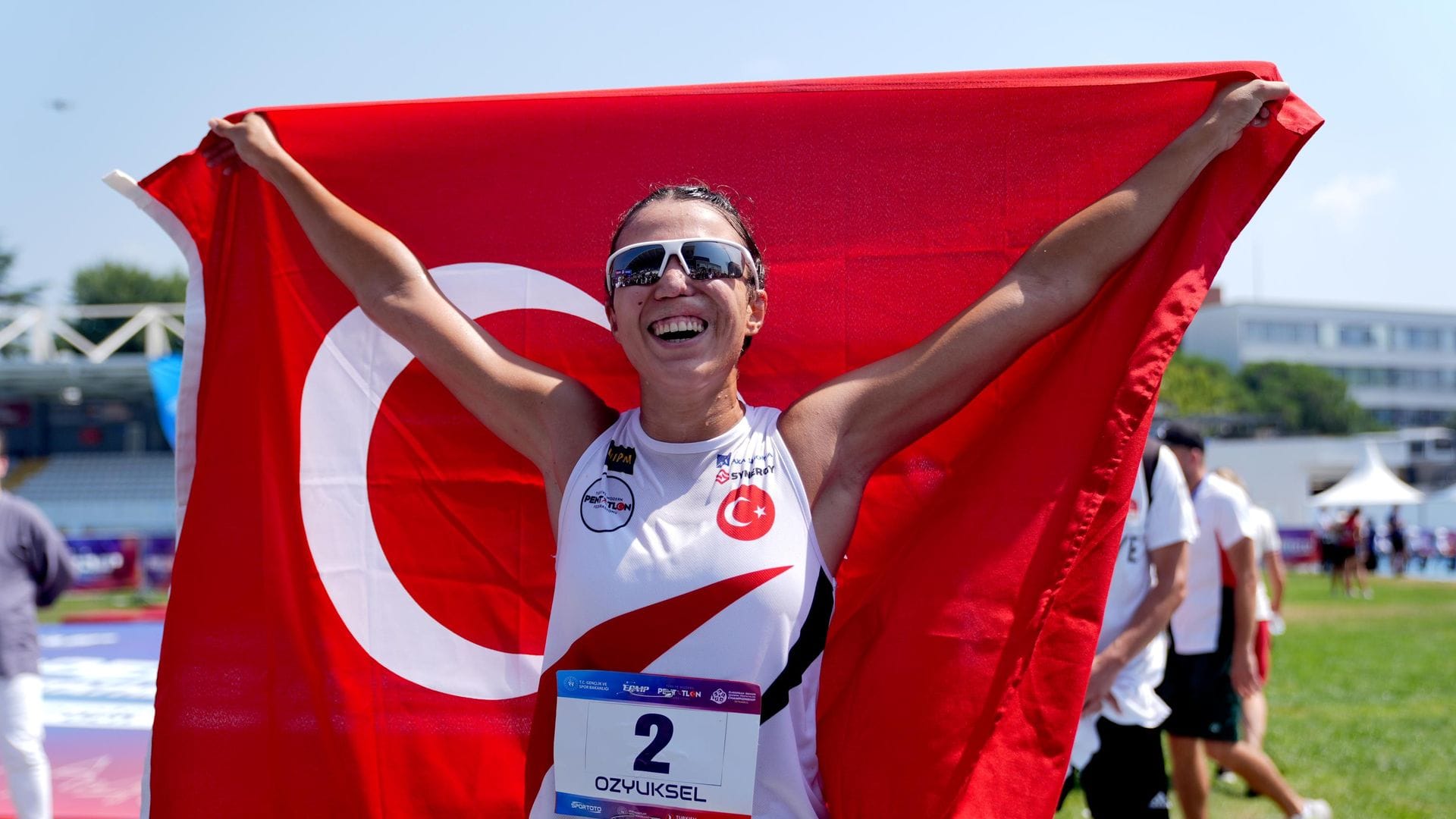 İlke Özyüksel Mihrioğlu Tarihi Altın Madalyaya Ulaştı