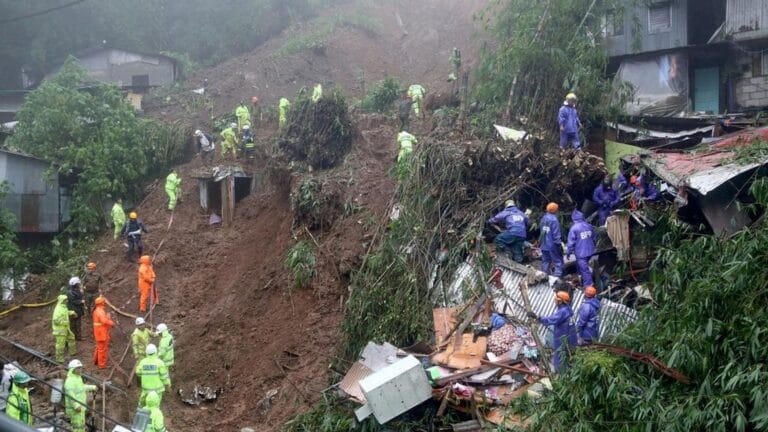 Filipinler’de Yağmurlar Can Aldı: 1.3 Milyon Kişi Etkilendi