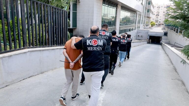 Tetikçilik Operasyonu: Mersin’de 6 Şüpheli Tutuklandı