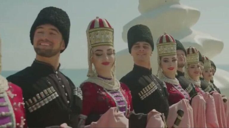 Kafkasya’nın Efsanesi Türkiye’de Sahne Alıyor: Kabardinka