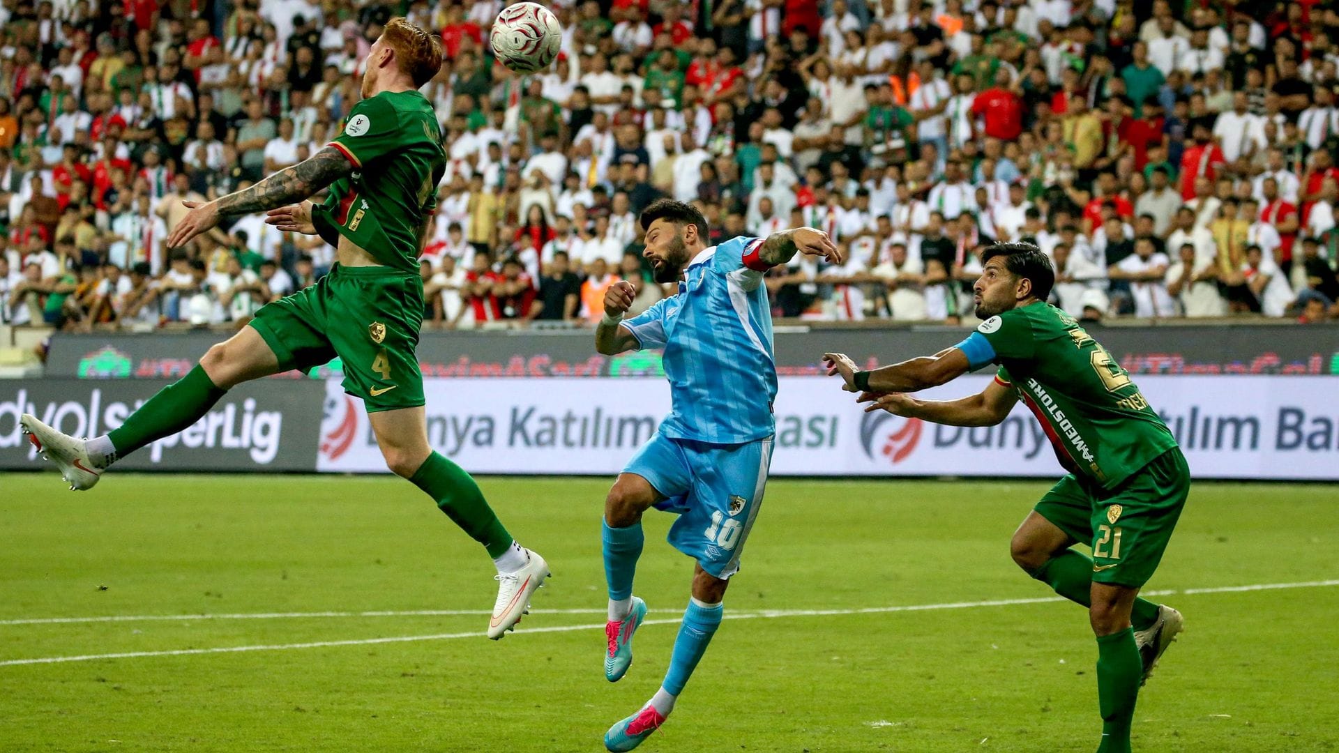 Amed Sportif Faaliyetler Süper Lig’de İlk Maçında 3-0’lık Zafer Kazandı Amed Sportif Faaliyetler Süper Lig’de İlk Maçında 3-0’lık Zafer Kazandı